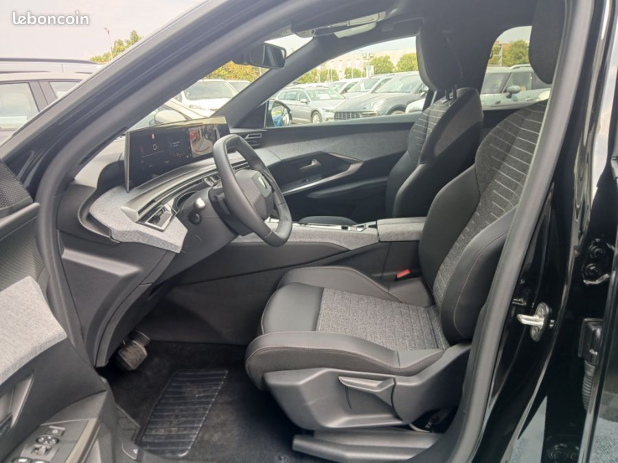 Peugeot 5008 HYBRID 145 e-DCS6 ALLURE Cam360° Panoramic Pack 7PL (image 11)