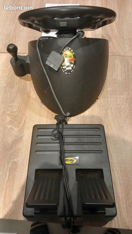 Volant ps1 (image 2)