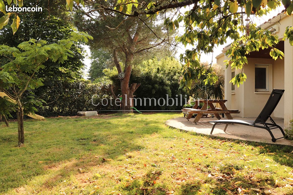 Maison 8 pièces 152 m² · à Bouaye · 152 m² · 378 870 €
