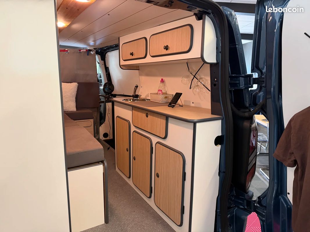 Van Amenagé Ford TRANSIT CUSTOM L1H1 2.0 Ecoblue 110ch Trend ~ AMENNAGER KAPAM ~ PANNEAUX SOLAIRE (image 35)