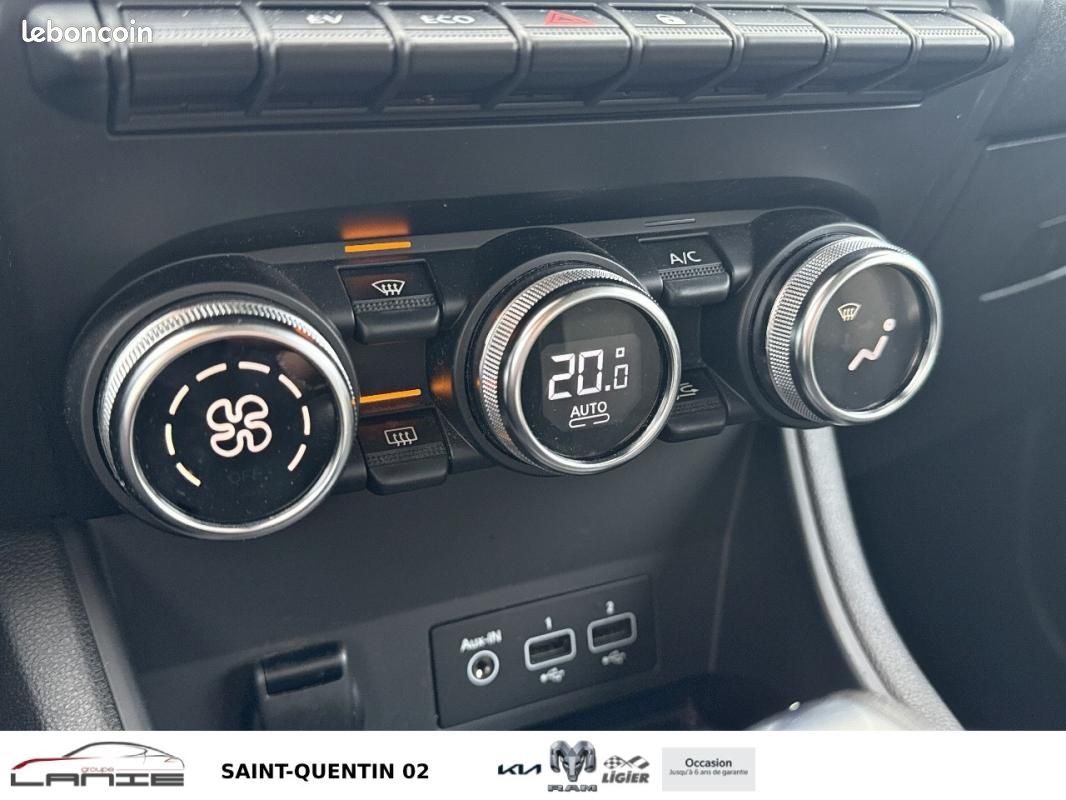 Renault Captur E-Tech 145 - 21 Business (image 17)