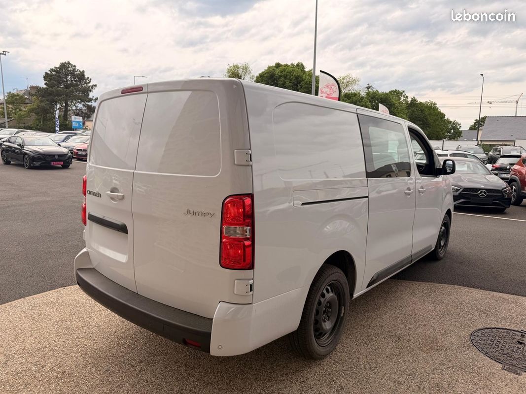 Citroen JUMPY FG XL 2.2 DIESEL 180CH CABINE APPROFONDIE FIXE AUTOMATIQUE (image 4)