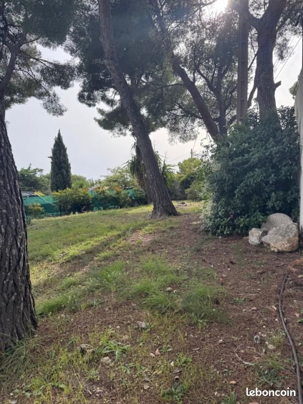 Terrain 383 m² · à Sausset-les-Pins · 350 000 €