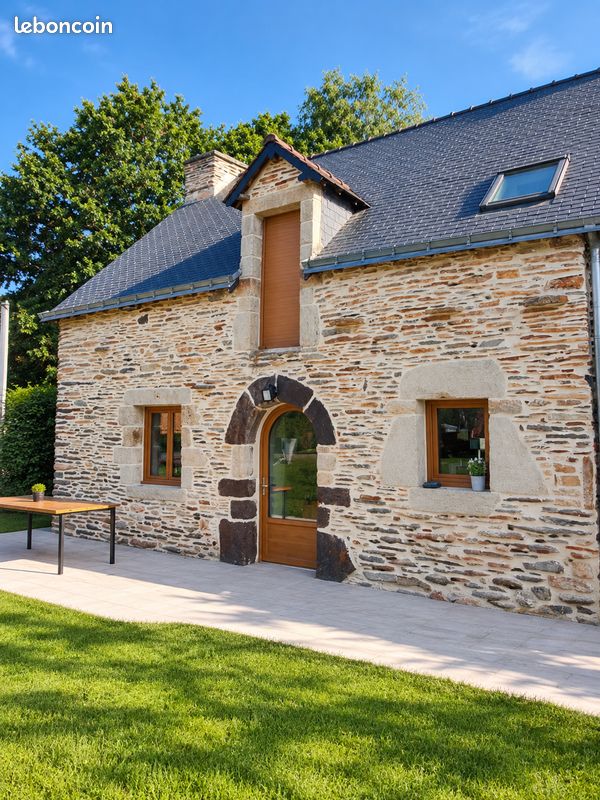 Maison 4 pièces 100 m² · à Sérent · 100 m² · 870 €/mois