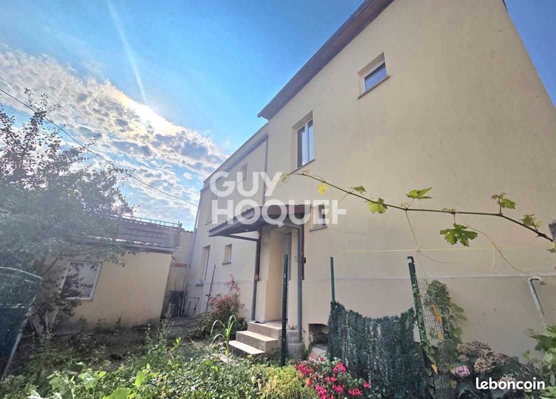 Maison 6 pièces 90 m² · à Caudebec-lès-Elbeuf · 90 m² · 145 000 €