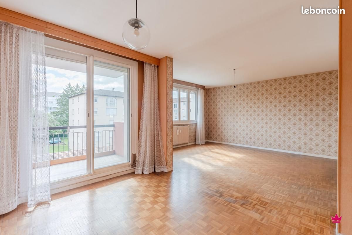 Appartement 4 pièces 82 m² · à Décines-Charpieu · 82 m² · 189 000 €