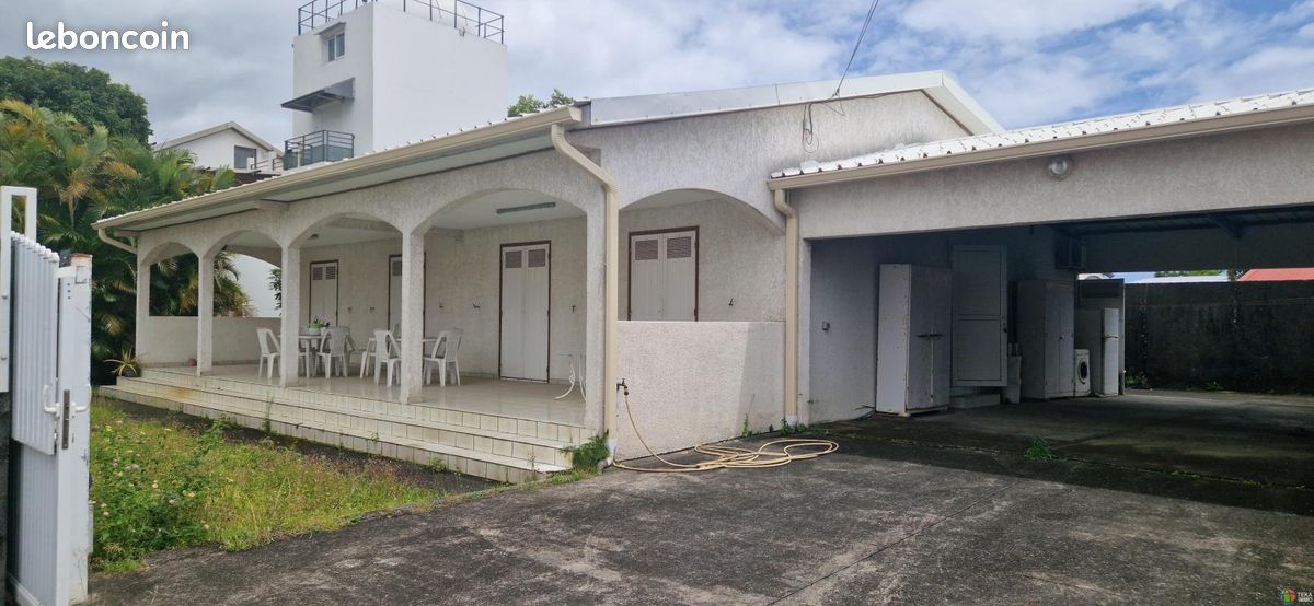 Maison 5 pièces 120 m² · à Saint-André · 120 m² · 330 000 €