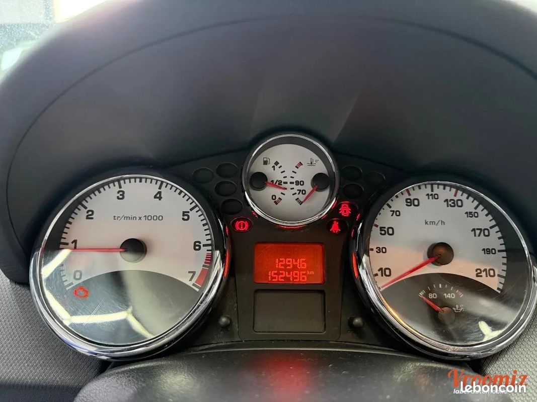 Peugeot 207 1.6 120 EXECUTIVE PACK 12 MOIS DE GARANTIE (image 9)