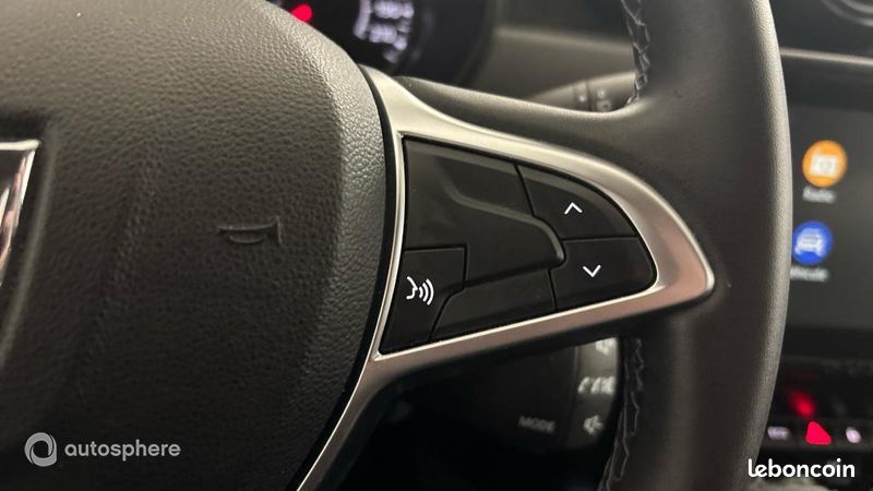 Dacia Duster 1.5 Blue dCi 115ch Prestige + 4x2 (image 25)