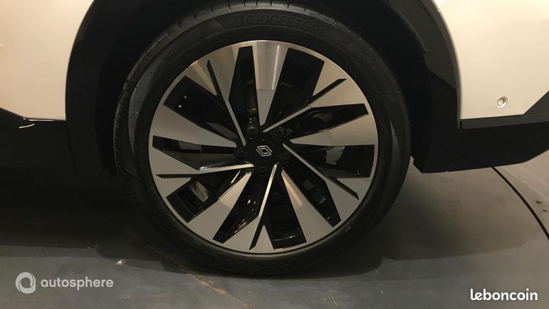 Renault Rafale 1.2 E-Tech full hybrid 200ch Techno (image 32)