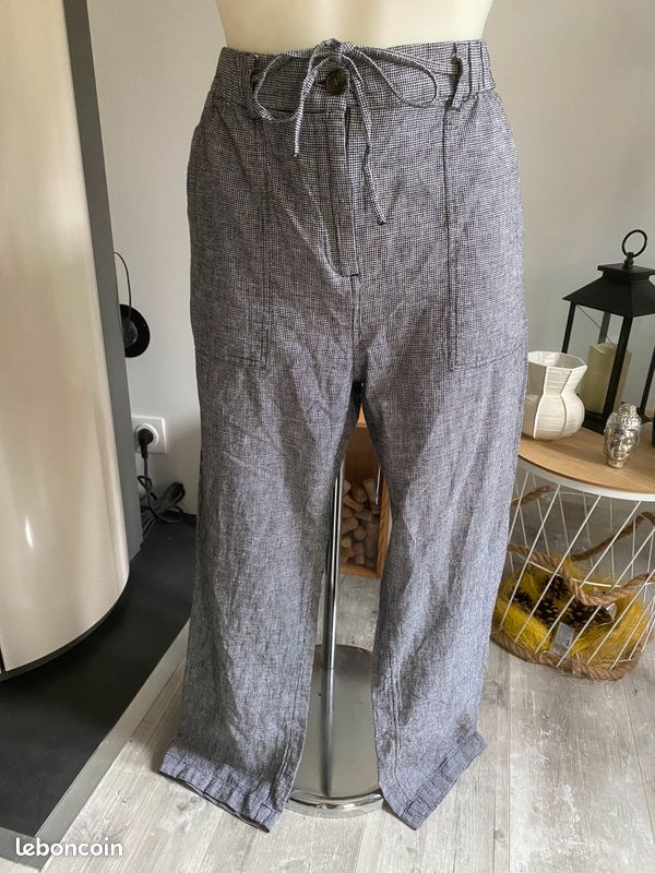 Pantalon à carreaux monoprix taille 42 Vêtements