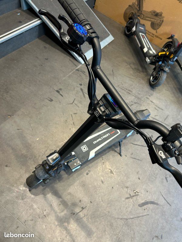 Trotinette électrique Dualtron Togo (image 1)
