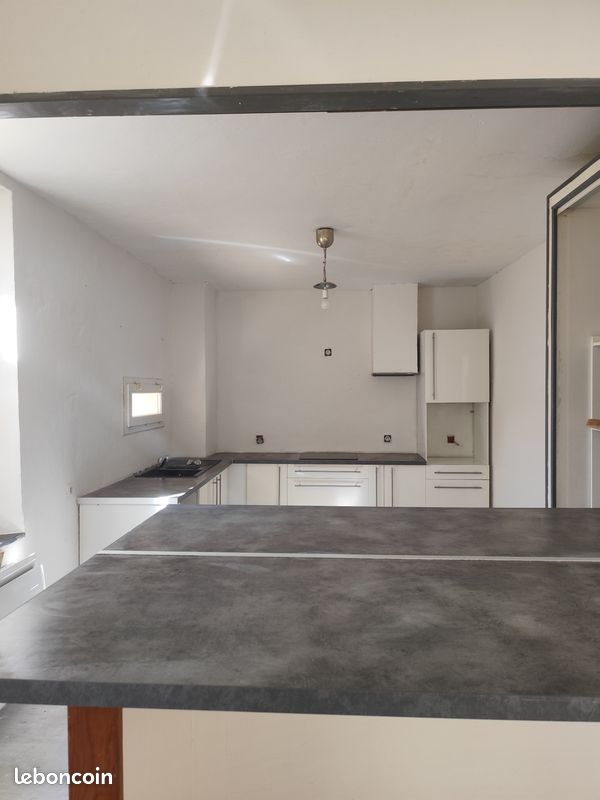 Maison 4 pièces 120 m² · à Burlats · 120 m² · 135 000 €