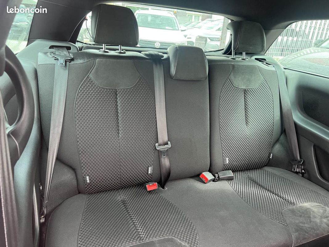 DS DS 3 1.6 HDi - 115 BERLINE Sport DISTRIBUTION OK (image 10)
