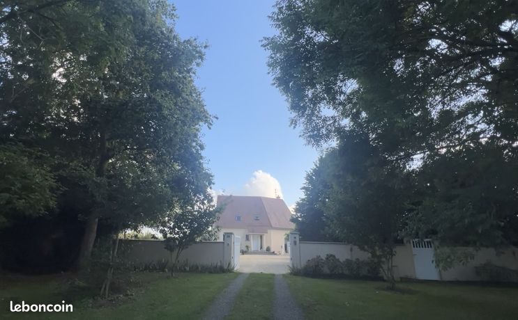 Villa d architecte équipée alliant l'agrément au télétravail (fibre)