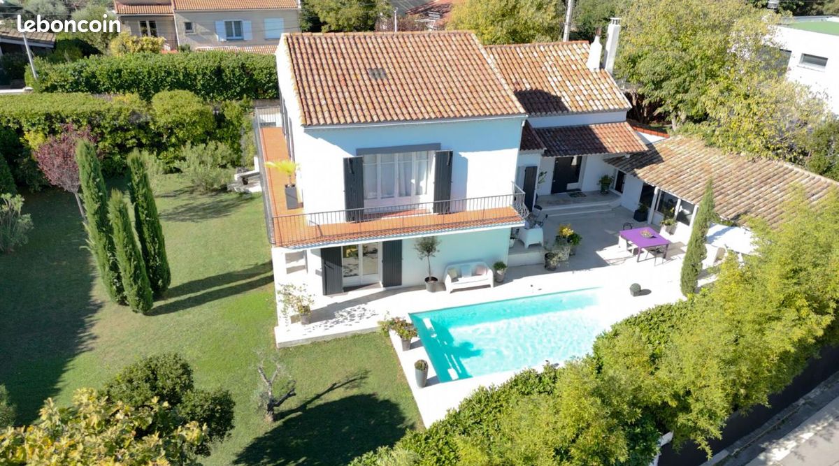Maison 4 pièces 190 m² · à Salon-de-Provence · 190 m² · 830 000 €