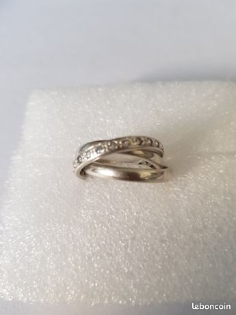 Bague anneaux croisés en argent | AGATHA | Max & Lucie