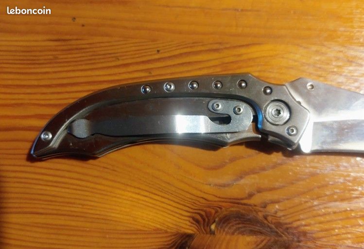 Couteau De Poche Froyak Manche Bois Lame Acier Inoxydable Avec étui - Neuf