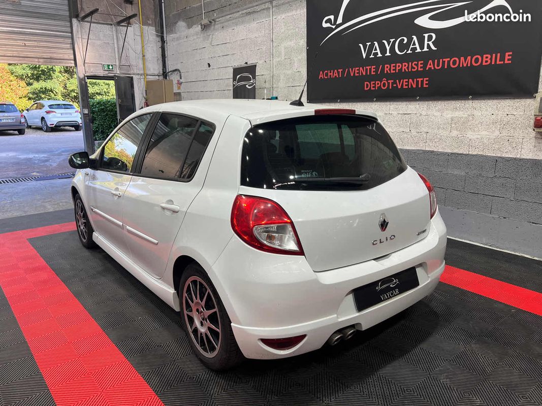 RENAULT CLIO III GT GORDINI 1.5DCI 106ch GPS Tomtom (image 6)