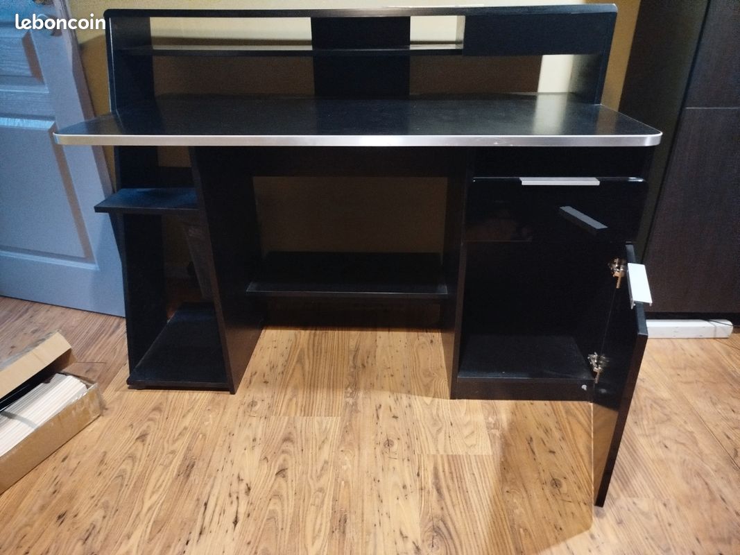 Lot bureau informatique avec rangements + fauteuil IKEA noir (image 4)