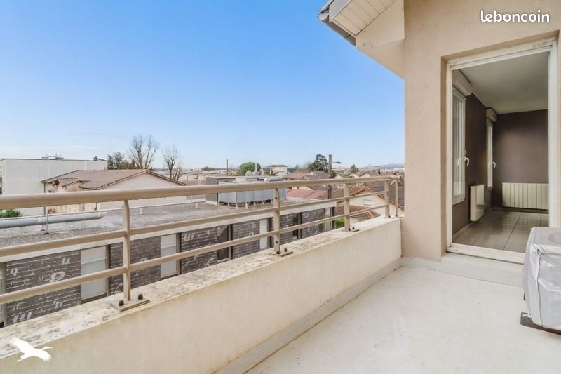 Appartement 3 pièces 61 m² · à Décines-Charpieu · 61 m² · 247 000 €