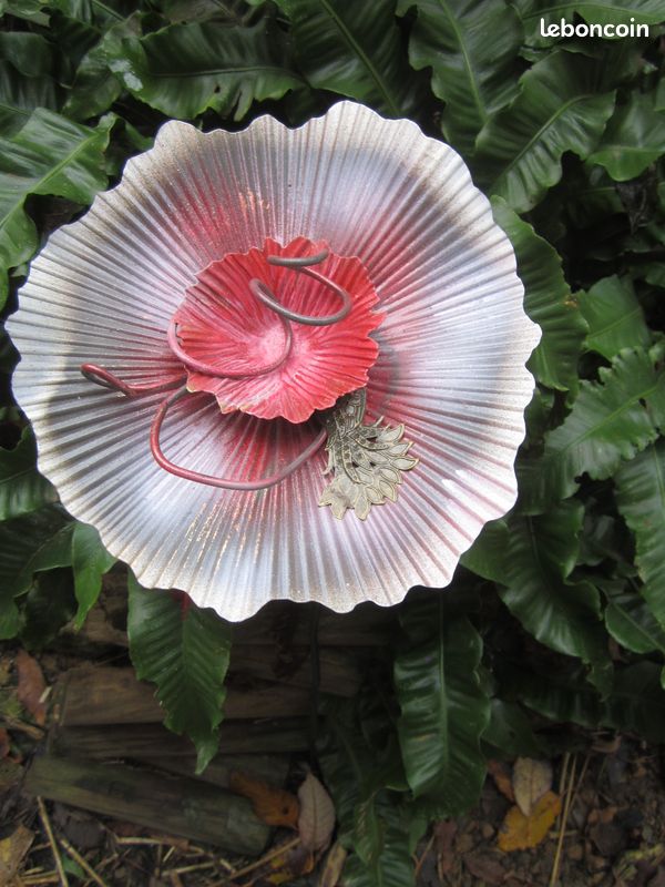 Effet Fleurs "les Grandes Corolles", Métal Création Artisanale, Pièce Unique Maison Jardin (image 10)