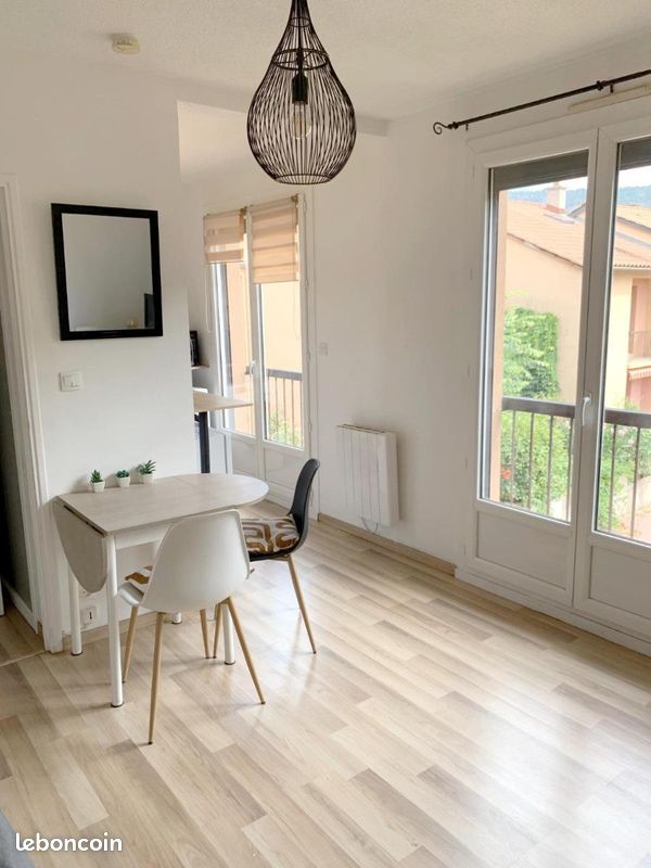 Appartement 25 m² · à Millau · 25 m² · 395 €