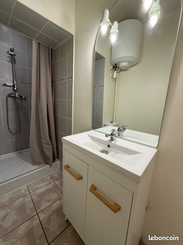 Appartement 1 pièce 22 m² · à Clermont-Ferrand · 22 m² · 350 €
