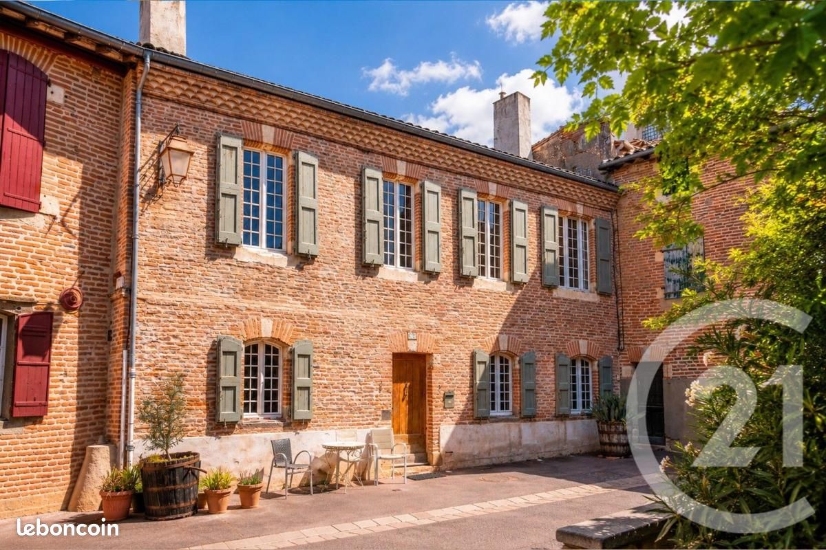Maison 9 pièces 261 m² · à Albi · 261 m² · 550 000 €