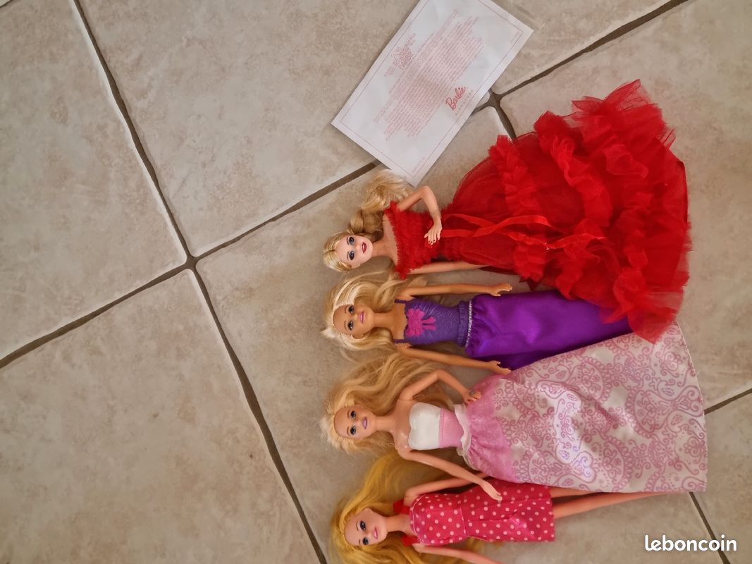 Lot de 16 poupées Disney et barbies + deux sirènes (image 6)