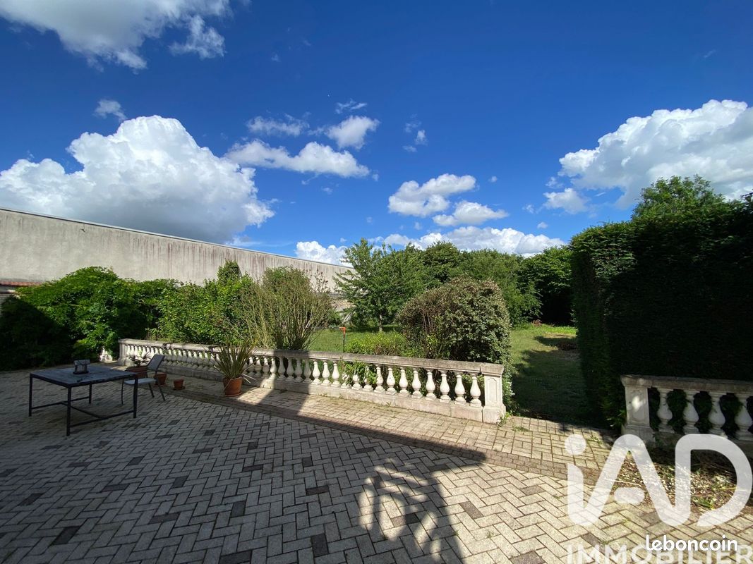 Maison 8 pièces 245 m² (image 18)