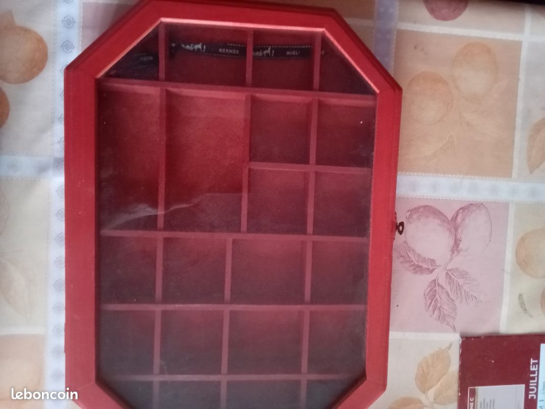 Petite vitrine (image 2)