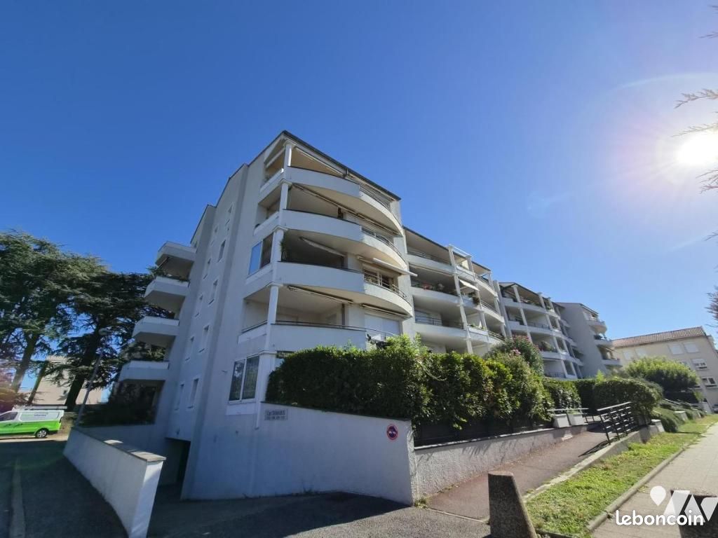 Appartement 5 pièces 117 m² · à Guilherand-Granges · 117 m² · 233 600 €