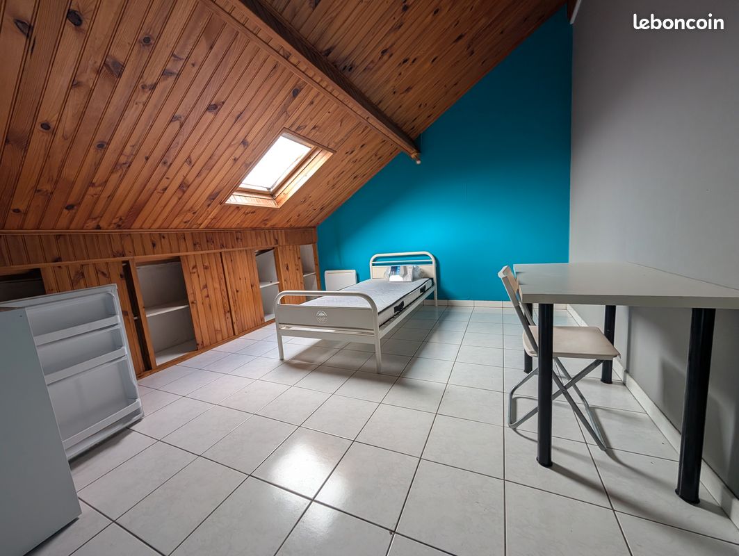 Appartement 1 pièce 14 m² · à Corbeil-Essonnes · 14 m² · 500 €/mois