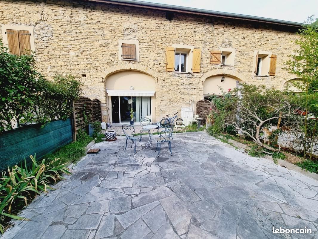 Maison 4 pièces 114 m² · à La Balme-les-Grottes · 114 m² · 1 015 €/mois