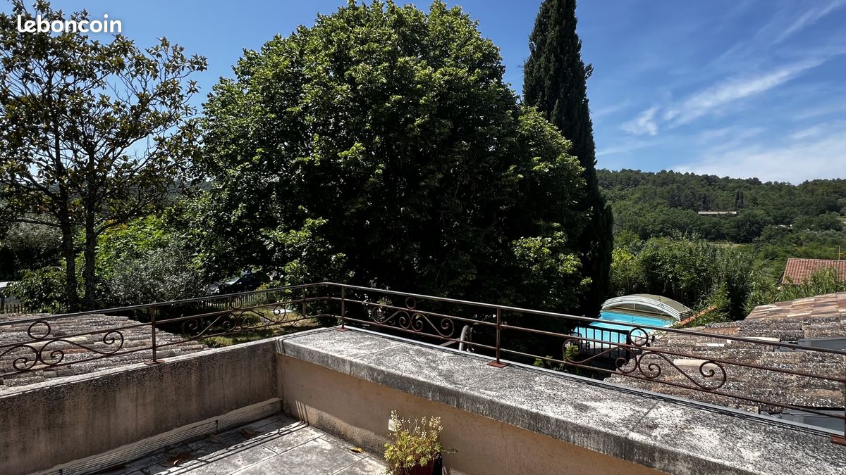 Maison 11 pièces 330 m² (image 16)