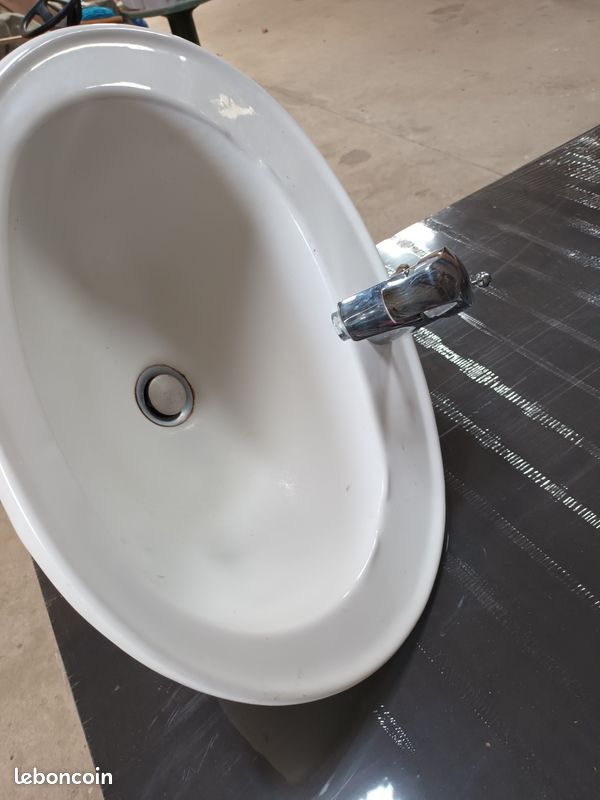Lavabo (image 1)