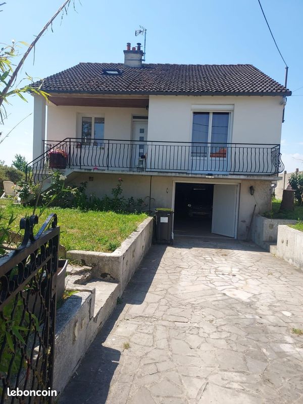 Maison 5 pièces 105 m² · à Clos-Fontaine · 105 m² · 236 250 €