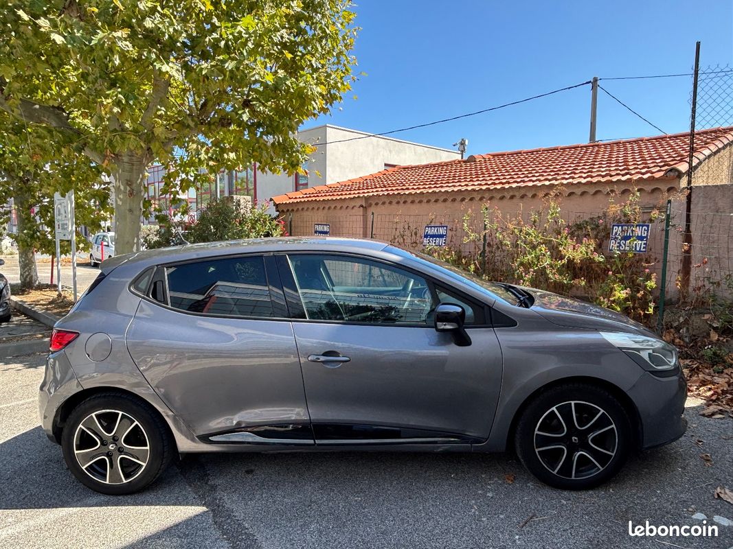 RENAULT CLIO IV dCi 90 eco2 Limited 90g (image 8)
