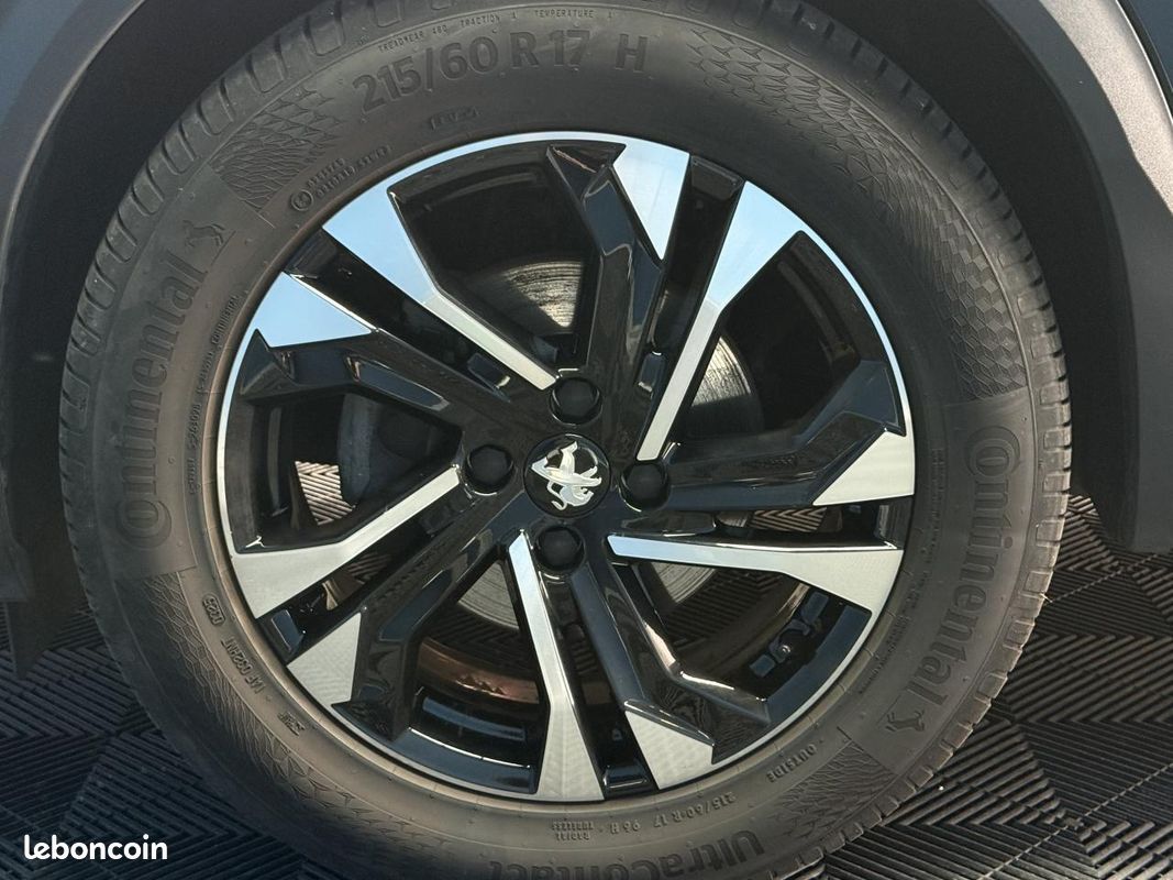 PEUGEOT 2008 1.5 BlueHDi S&S - 100 II 2019 Allure PHASE 1 (image 25)
