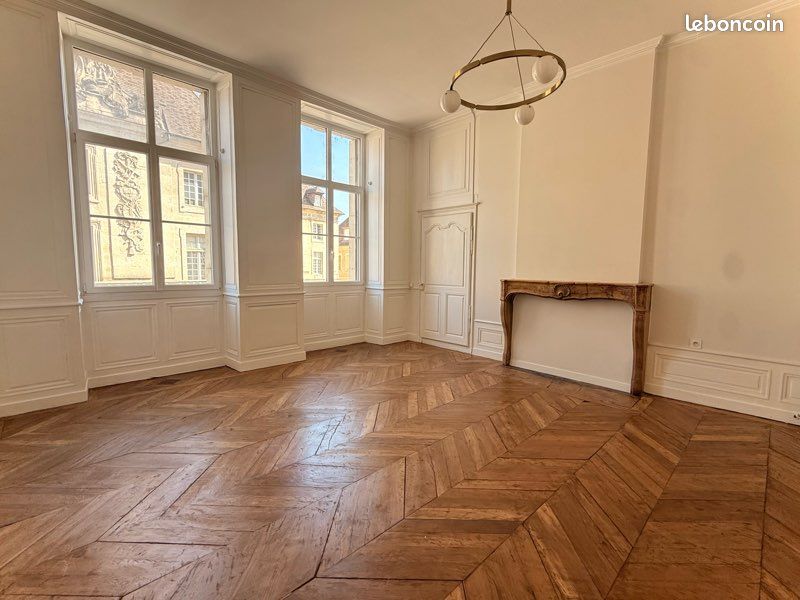 Appartement 4 pièces 119 m² · à Dole · 119 m² · 1 200 €