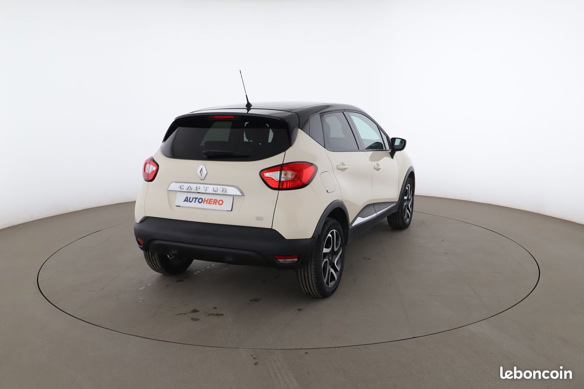 Renault Captur 1.5 dCi Intens Eco2 EDC 90 ch (image 3)