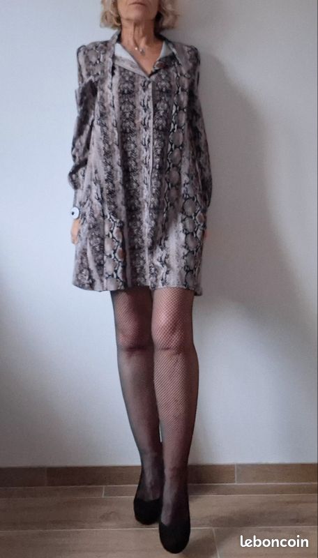 Robe Boohoo Taille 36 Neuve Avec étiquette - Style Pull Manches Longues, Motif Géométrique Multicolore
