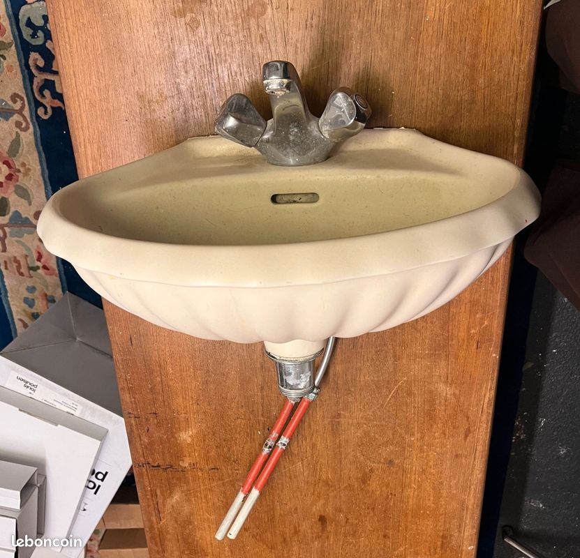 Lave main céramique blanc avec robinet (image 1)