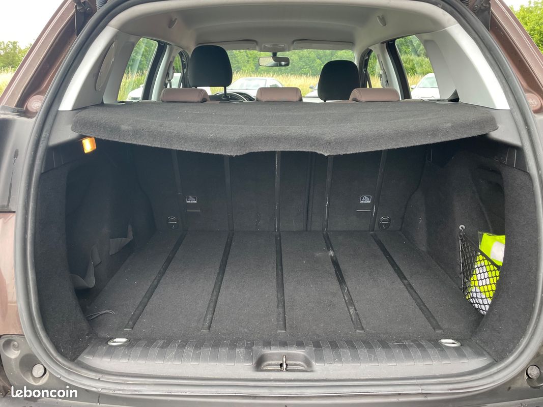PEUGEOT 2008 1.2 80CV ACCESS (SUIVI COMPLEt) (image 7)
