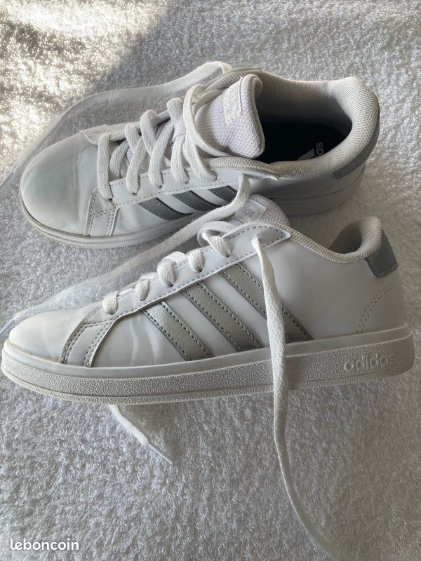 Basquettes Adidas fille (image 1)