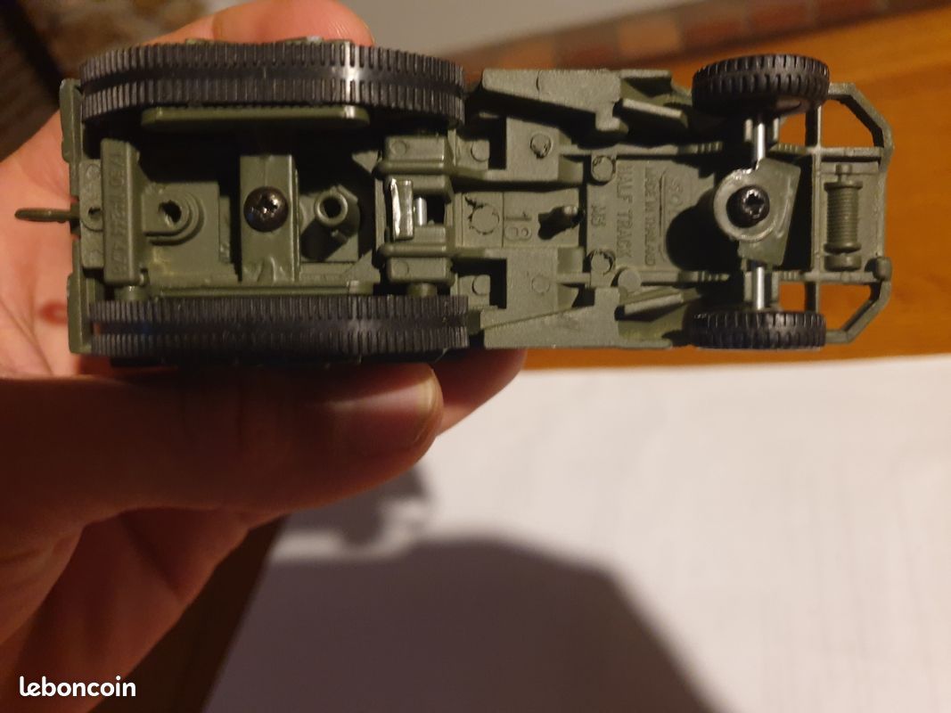 Solido 1/50 – Half Track M3 Wagram – 2e DB – Paris 1944 – Neuf