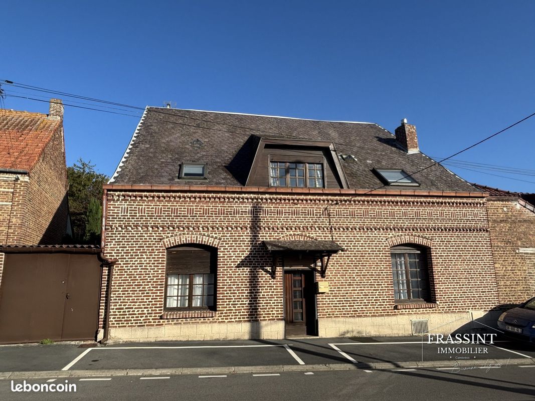 Maison 7 pièces 162 m² · aux Rues-des-Vignes · 162 m² · 186 500 €