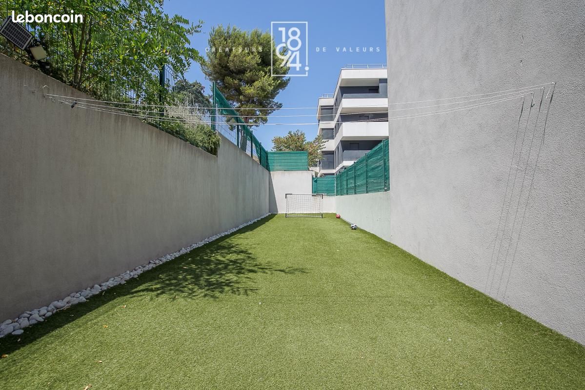 Appartement 3 pièces 60 m² · à Marseille · 60 m² · 240 000 €