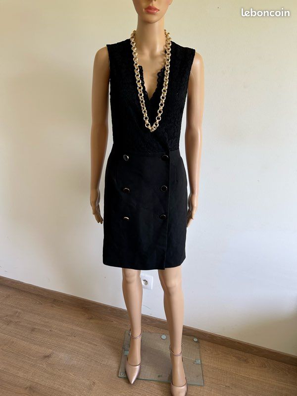Miss Selfridge - Robe babydoll à détail en dentelle - Noir